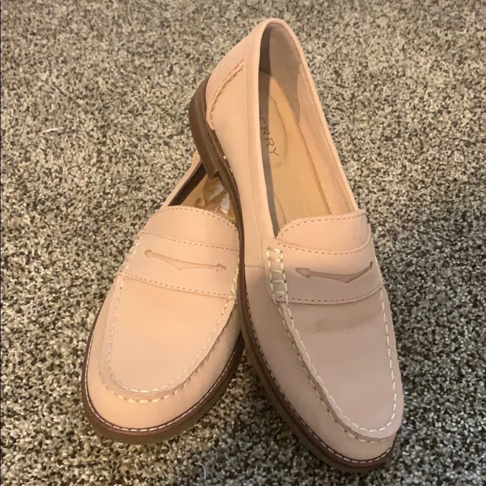 Women’s Sperry Seaport Penny Loafers